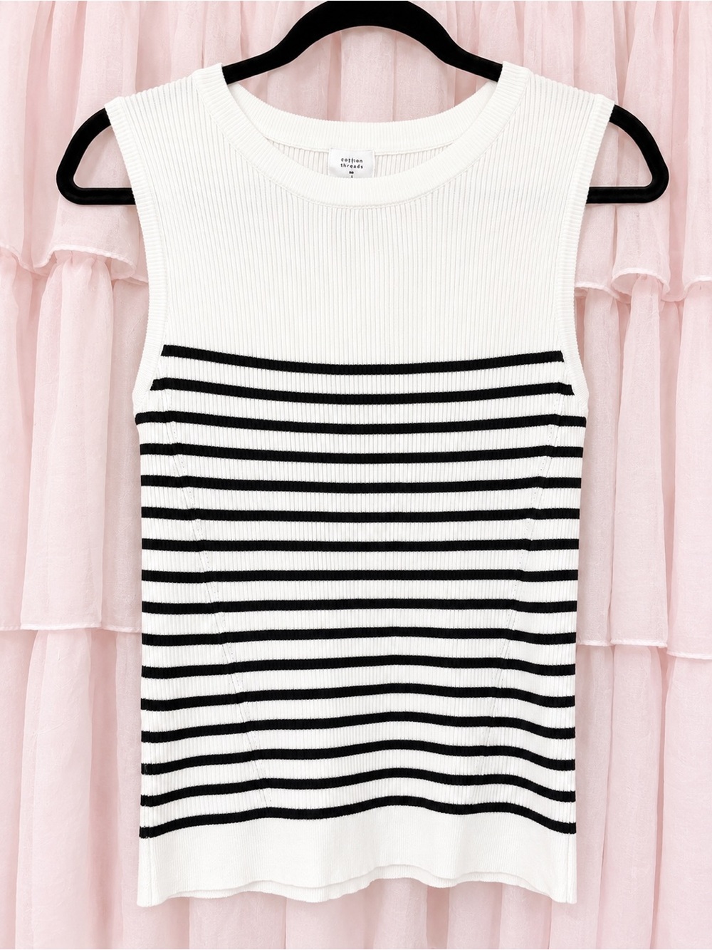 Sleeveless Ribbed Stripe Knit Sweater/Top - White/Black